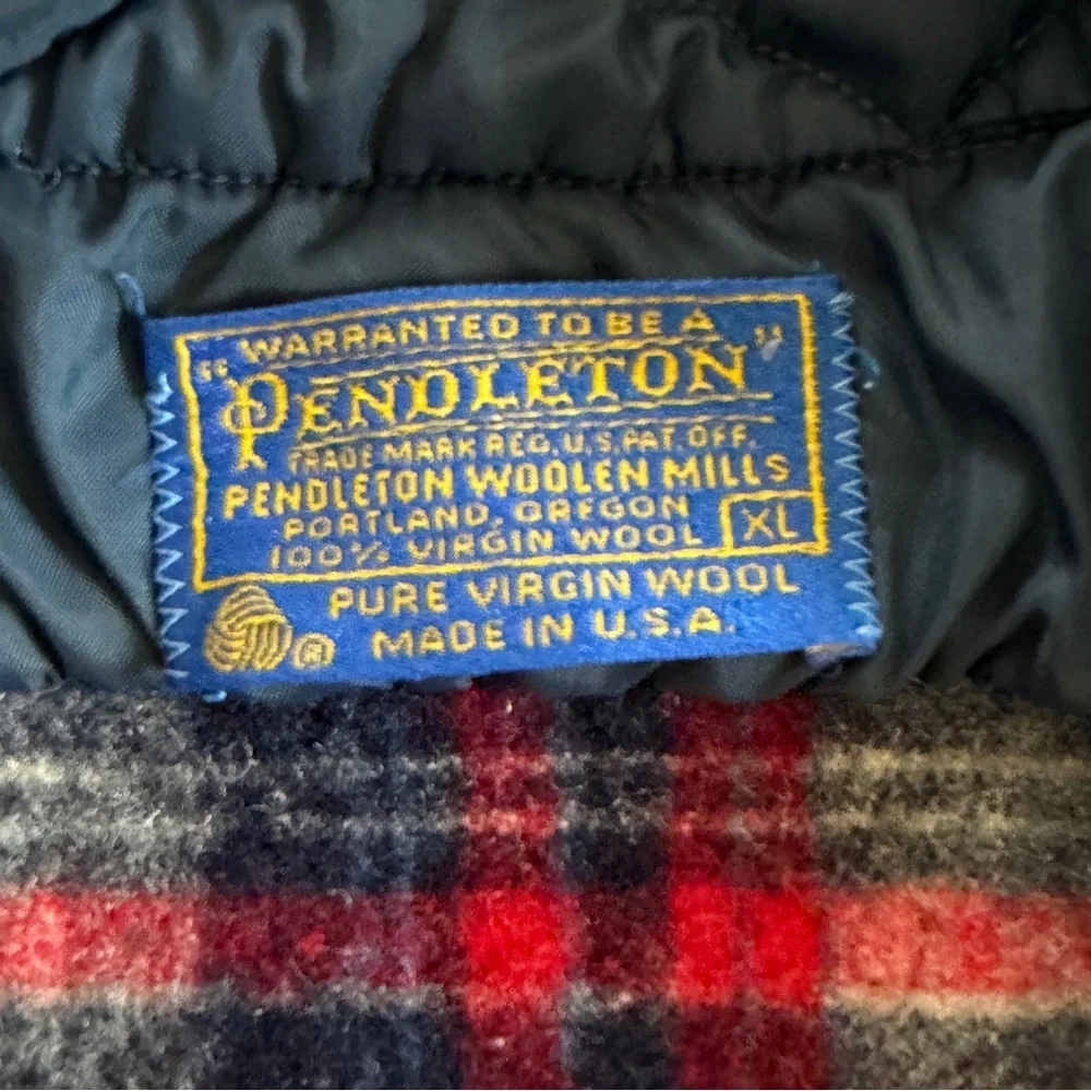 Vintage Pendleton Men’s Shirt XL Red/Blue/Gray Pure Virgin Wool 70s Made‎ In USA
